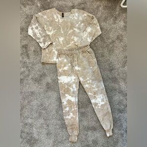 Woman’s Lounge Set